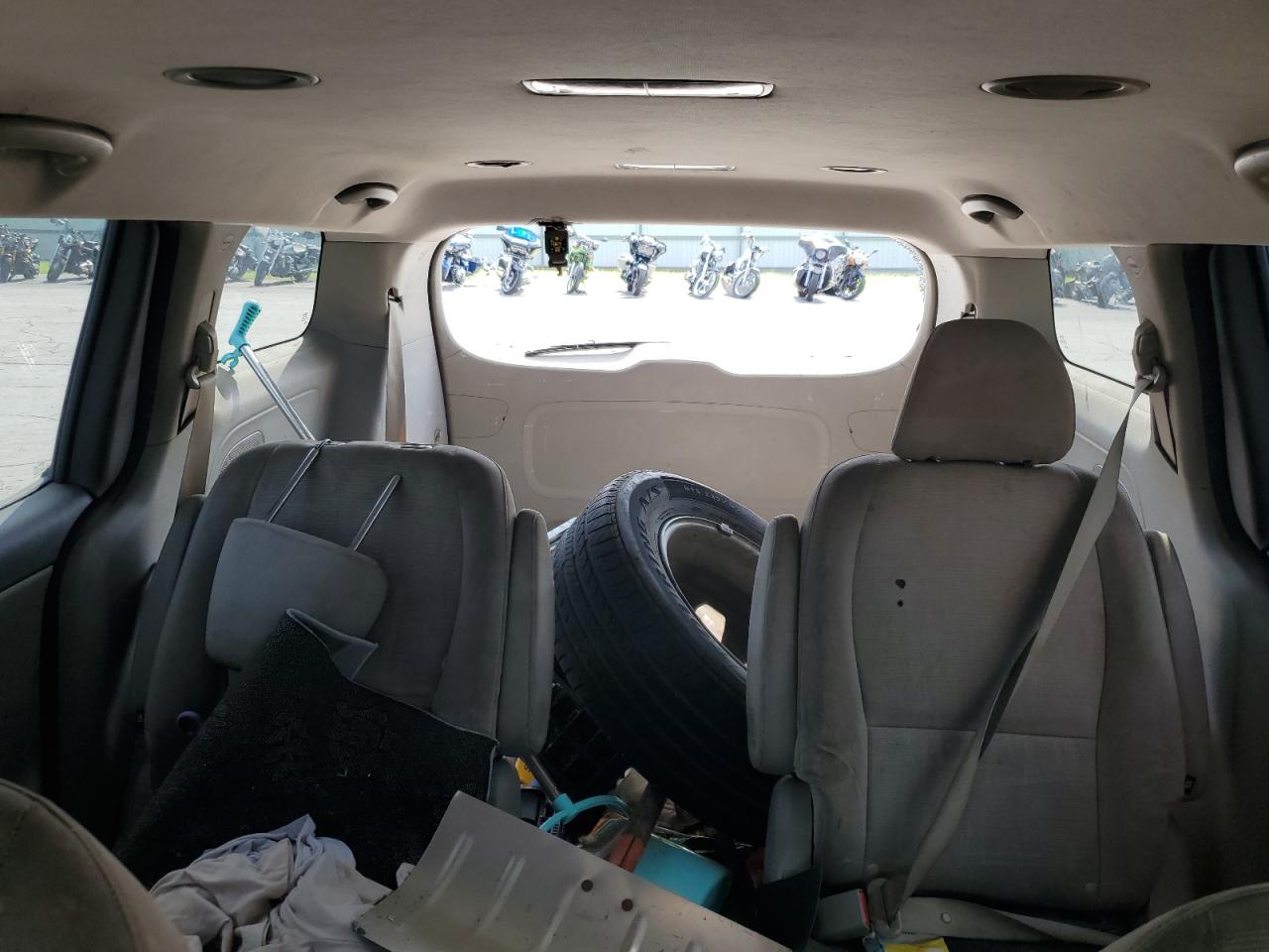 2015 Kia Sedona Lx VIN: KNDMB5C17F6025450 Lot: 63663025
