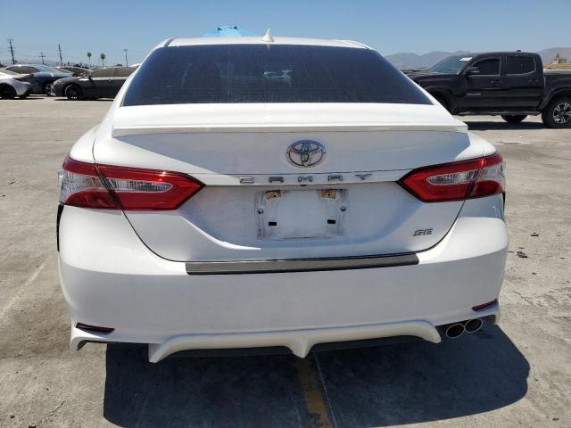  TOYOTA CAMRY 2020 Biały