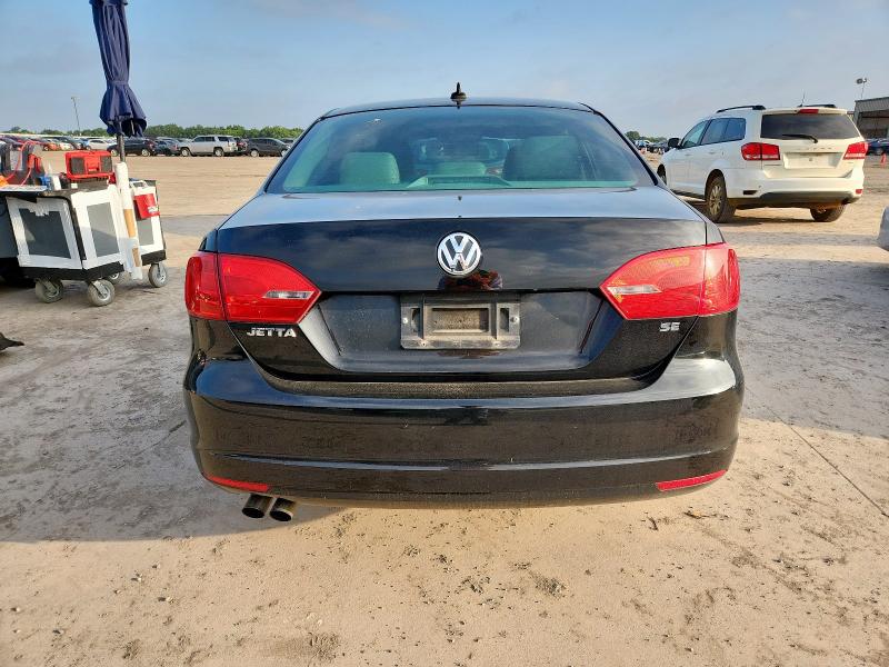  VOLKSWAGEN JETTA 2014 Czarny
