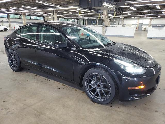  TESLA MODEL 3 2022 Czarny