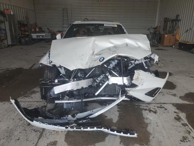  BMW 3 SERIES 2023 Белы