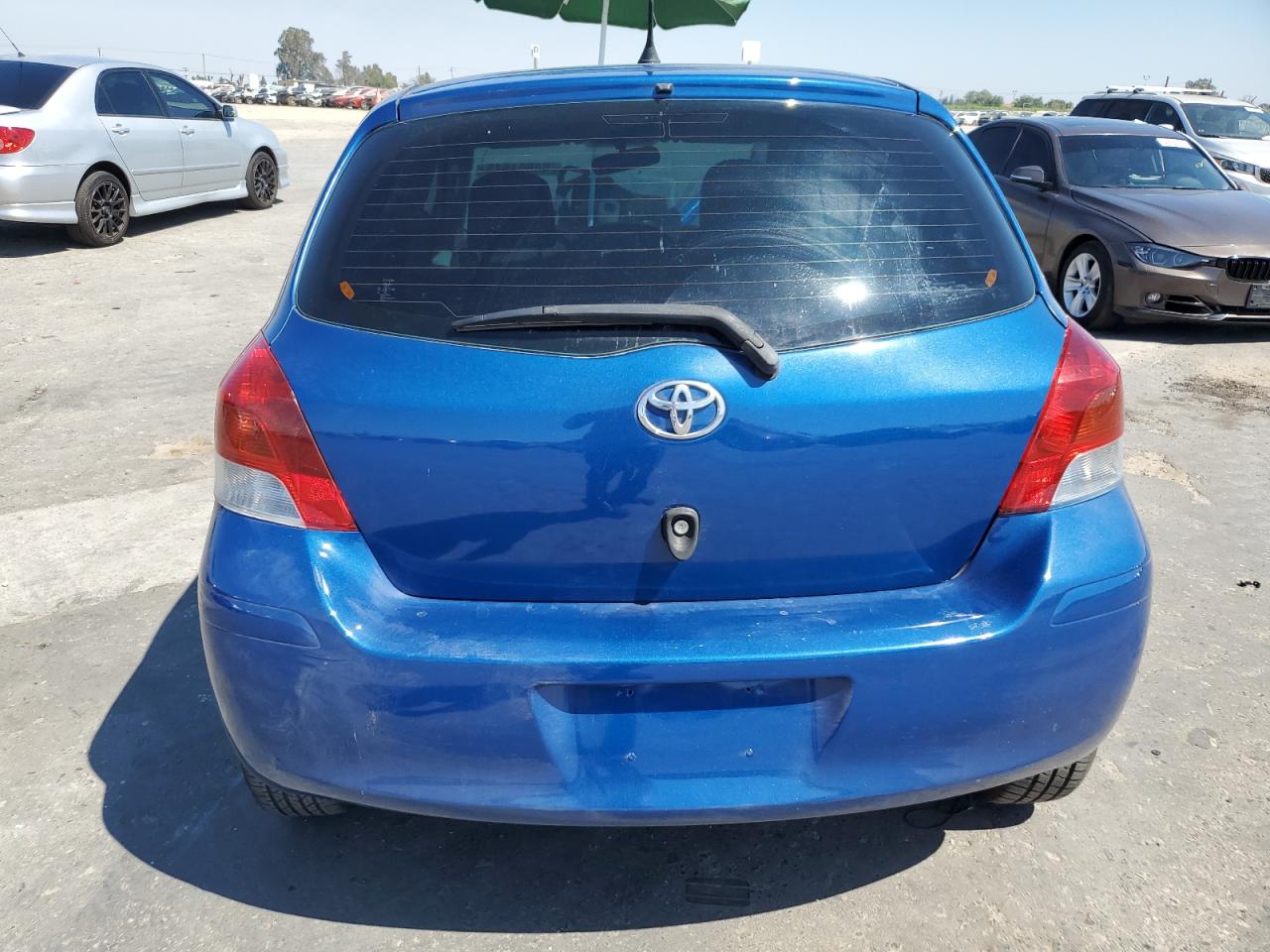 2009 Toyota Yaris VIN: JTDJT903695247081 Lot: 64661515