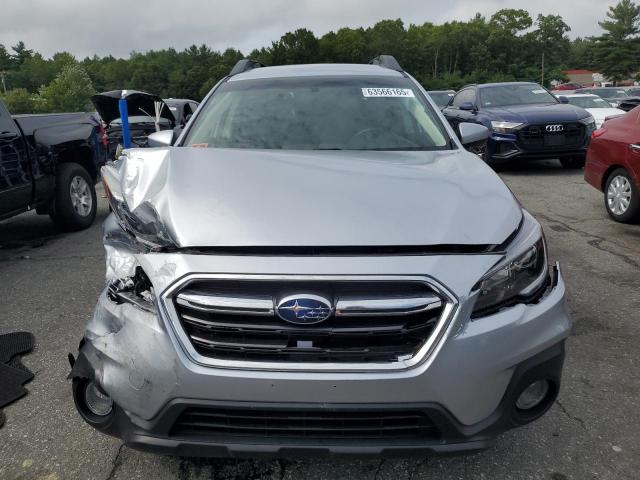  SUBARU OUTBACK 2018 Серебристый