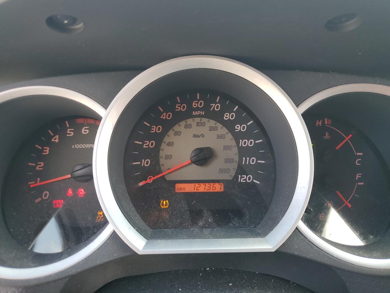 2011 Toyota Tacoma Double Cab VIN: 3TMLU4EN1BM064691 Lot: 63829135