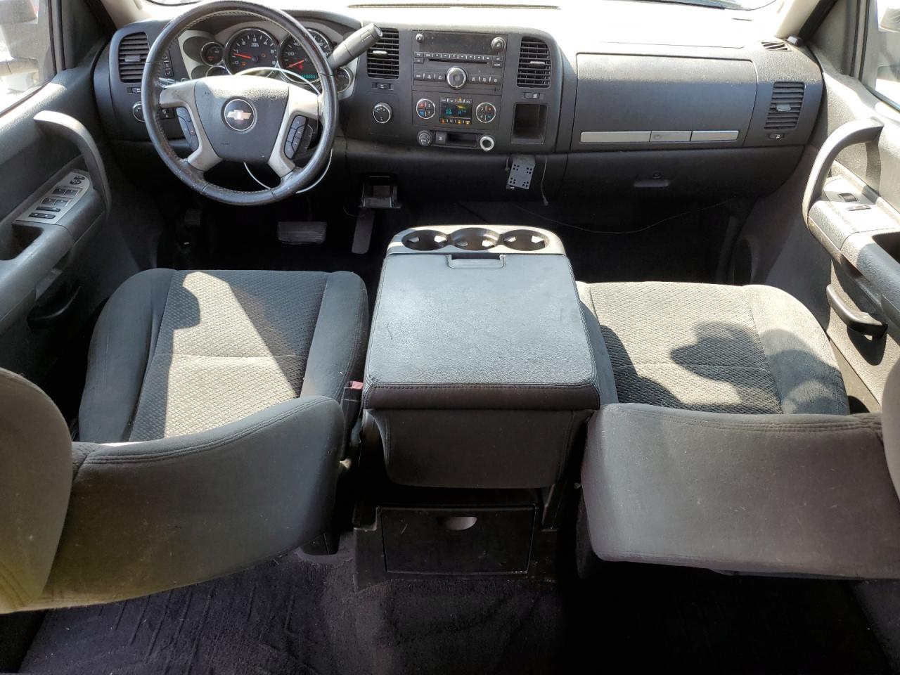 2008 Chevrolet Silverado K1500 VIN: 2GCEK13M581168284 Lot: 64769545