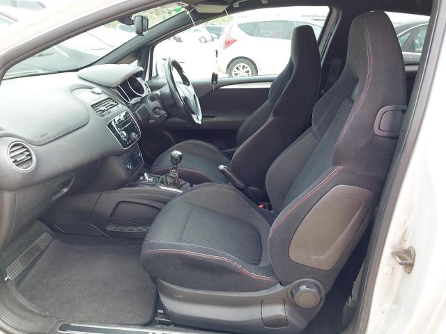 2011 ABAR PUNTO EVO