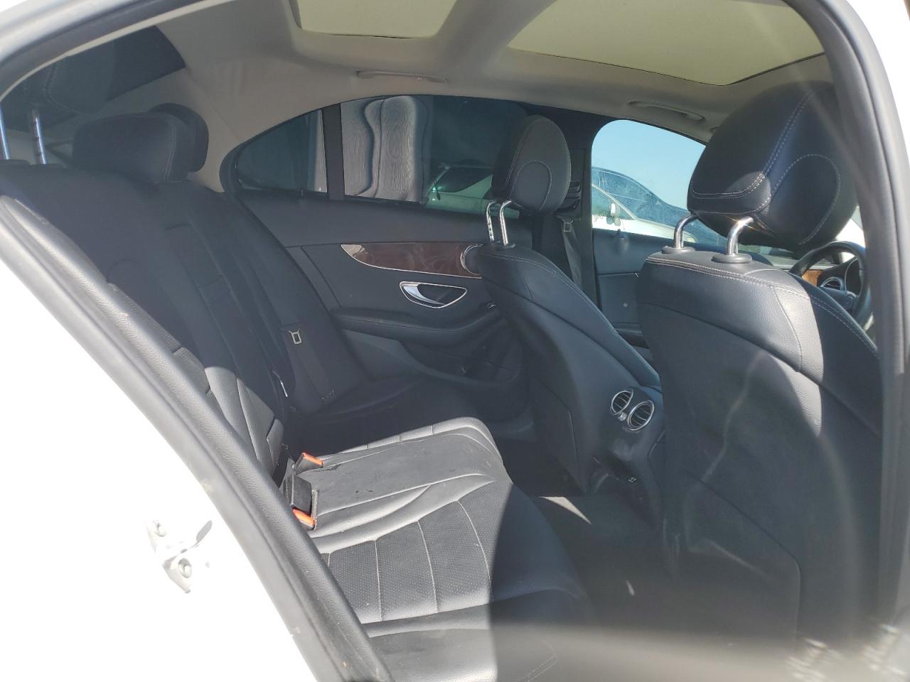 2016 Mercedes-Benz C 300 VIN: 55SWF4JB0GU153844 Lot: 63556555