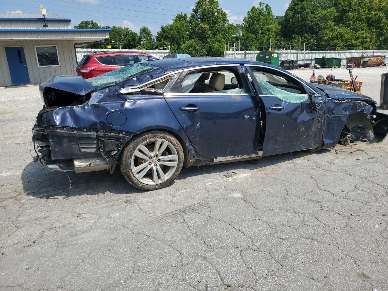 sajwa2gz9f8v82229 SAJWA2GZ9F8V82229 2015 Jaguar Xjl Portfolio