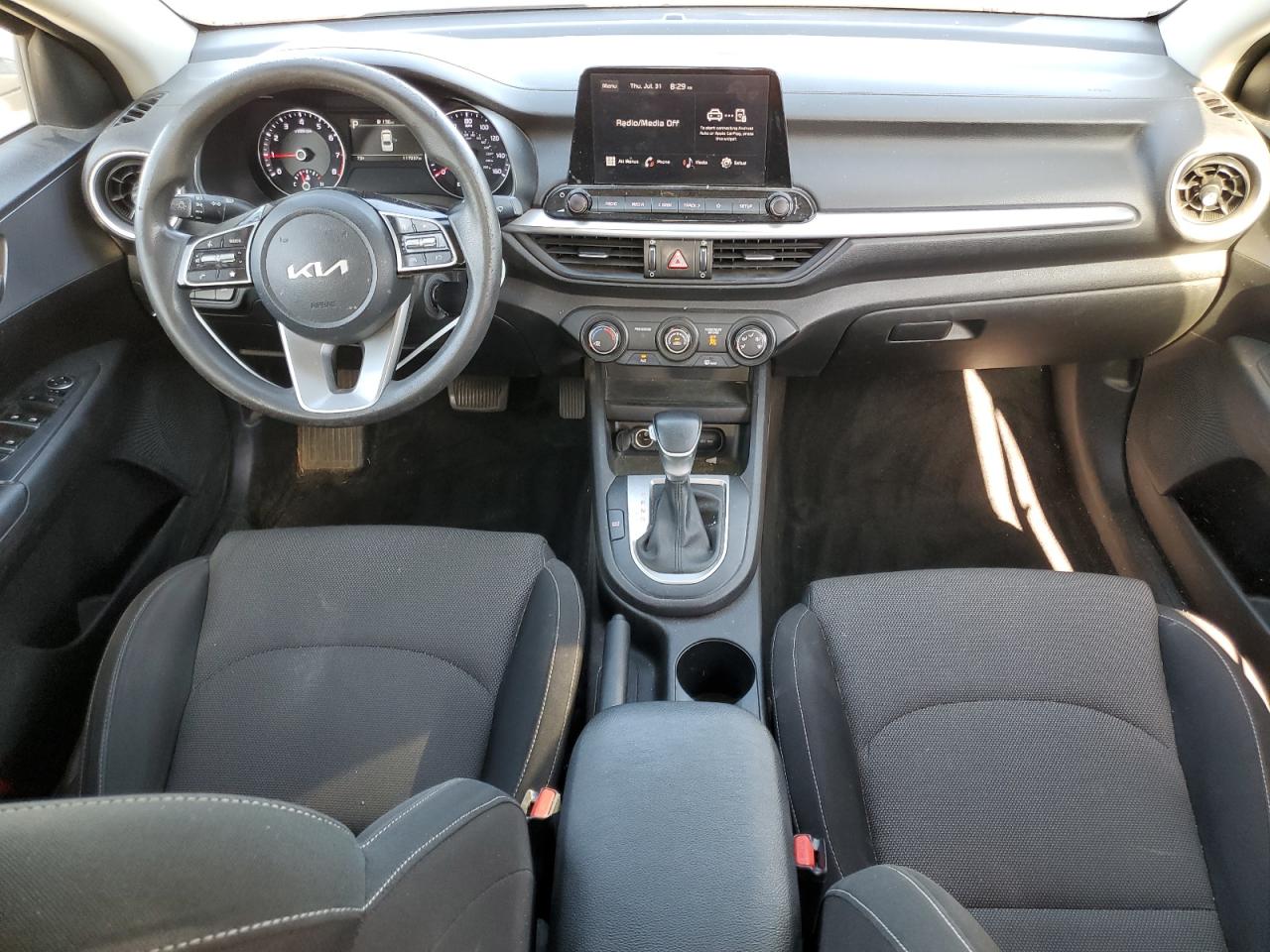 3KPF24AD8NE464584 2022 Kia Forte Fe