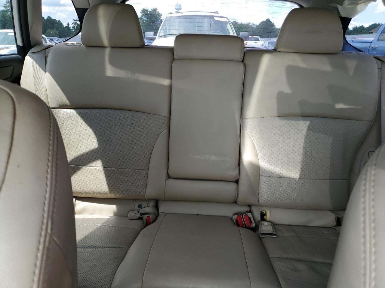 2017 Subaru Outback 2.5I Limited VIN: 4S4BSANC3H3437041 Lot: 65083495