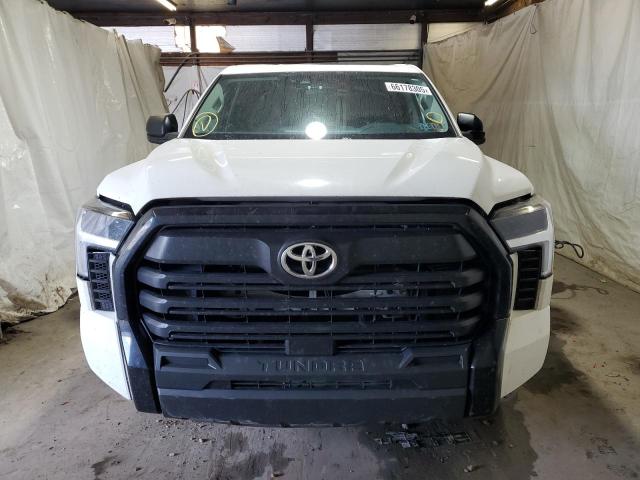  TOYOTA TUNDRA 2022 Biały