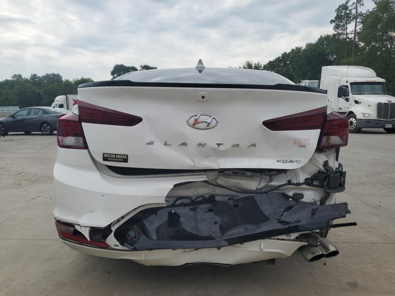 2019 Hyundai Elantra Sport VIN: KMHD04LB5KU832205 Lot: 63470215