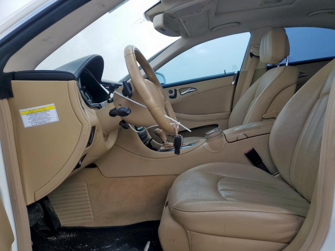 2010 Mercedes-Benz Cls 550 VIN: WDDDJ7CB8AA163095 Lot: 63493115
