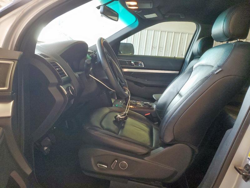  FORD EXPLORER 2017 Серебристый