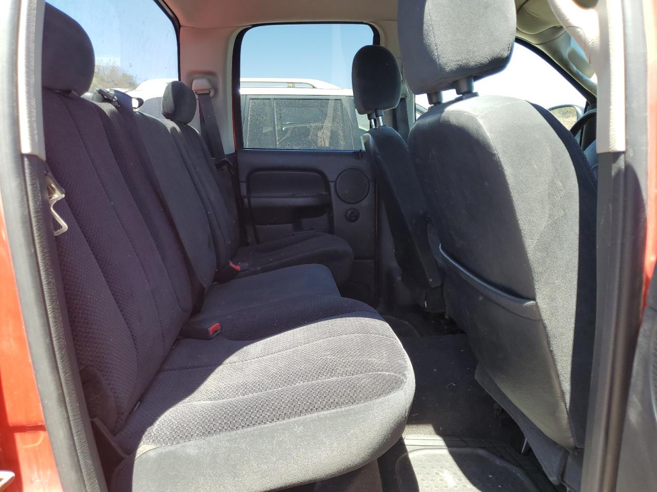 2005 Dodge Ram 1500 St VIN: 1D7HU18D35S300220 Lot: 64050575