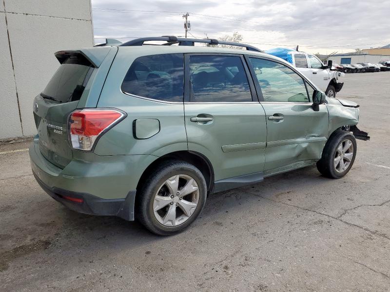  SUBARU FORESTER 2017 Green