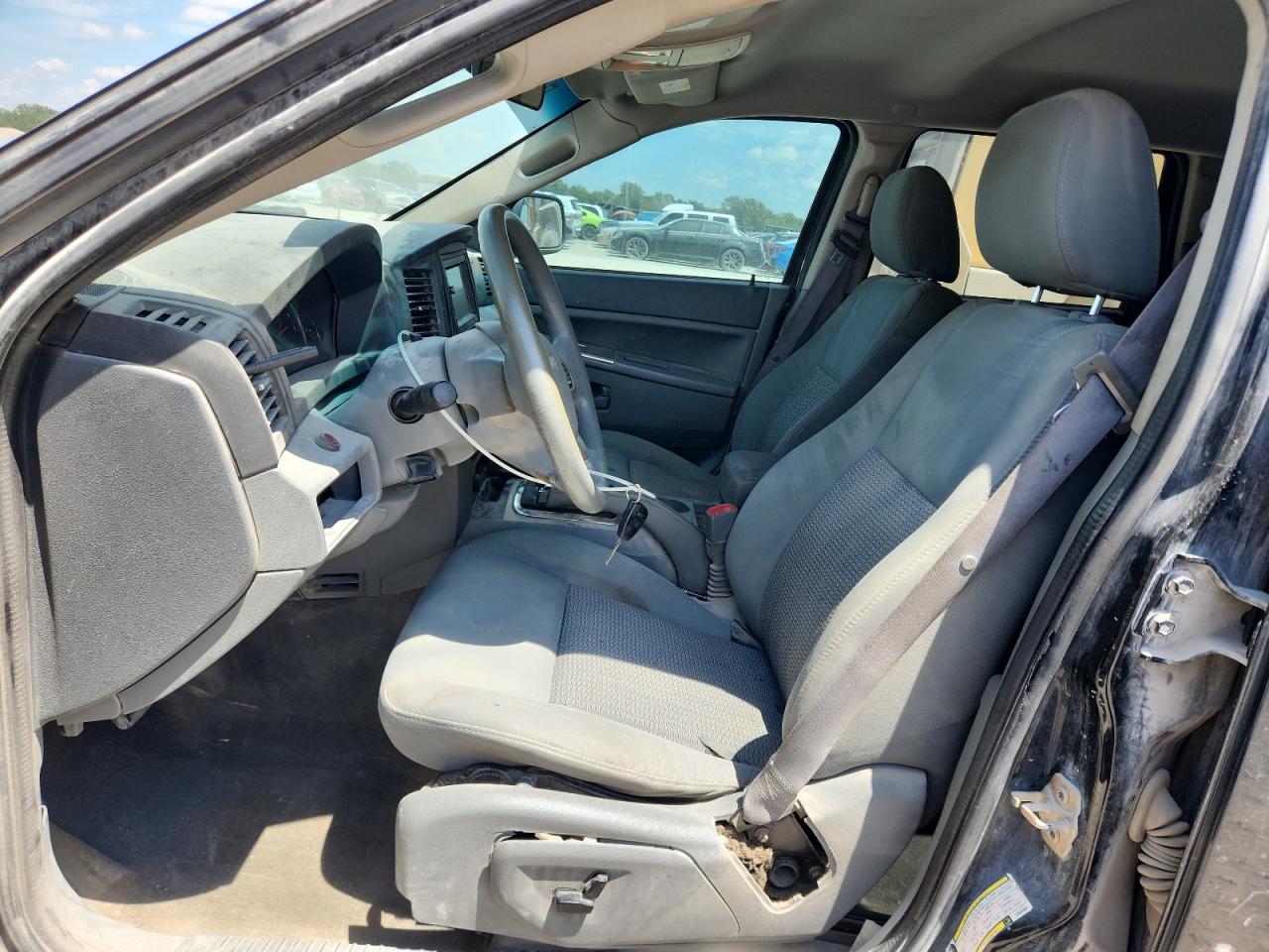 2007 Jeep Grand Cherokee Laredo VIN: 1J8GR48K67C536065 Lot: 64841745