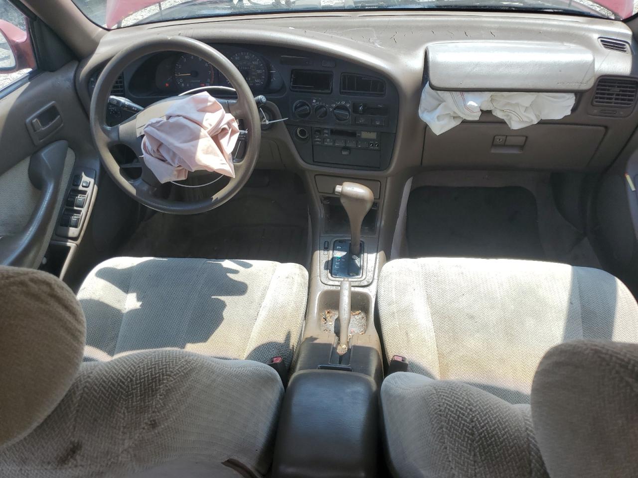 1994 Toyota Camry Le VIN: 4T1SK12E1RU387810 Lot: 62568425