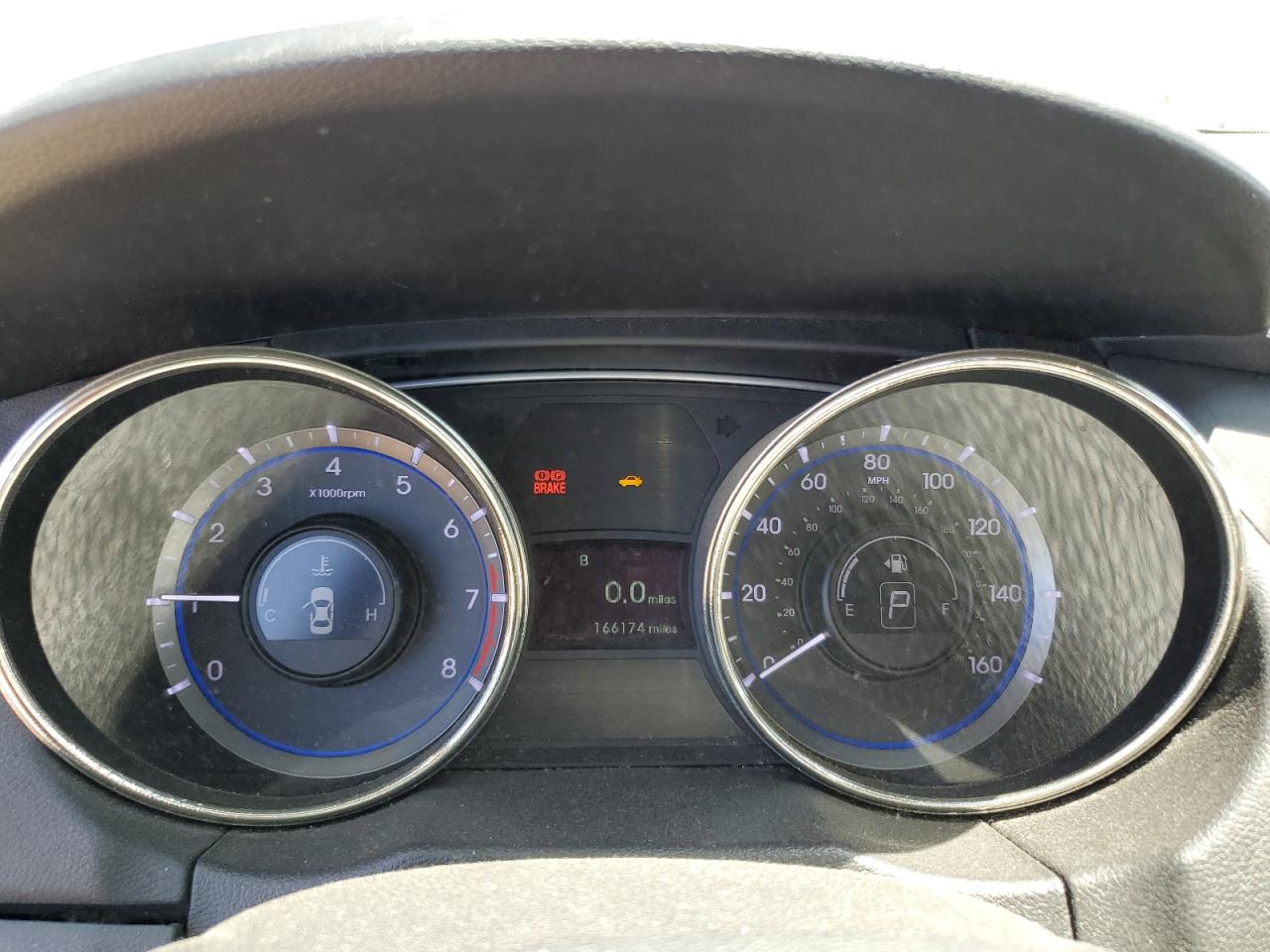 5npec4ac2bh218136 5NPEC4AC2BH218136 2011 Hyundai Sonata Se