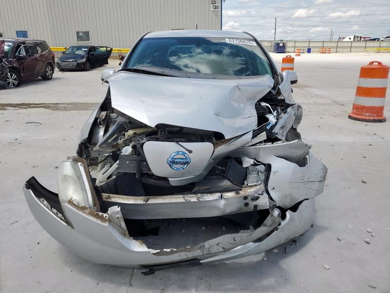  NISSAN LEAF 2015 Silver