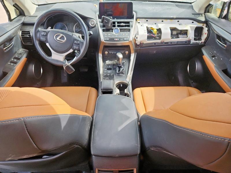  LEXUS NX 2018 Srebrny