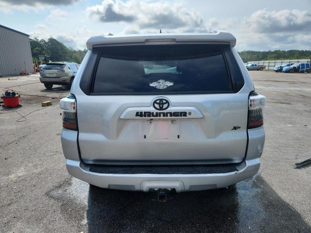  TOYOTA 4RUNNER 2017 Srebrny