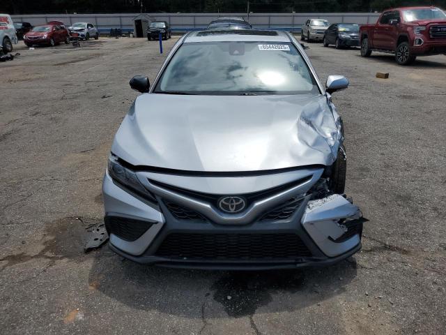  TOYOTA CAMRY 2022 Silver