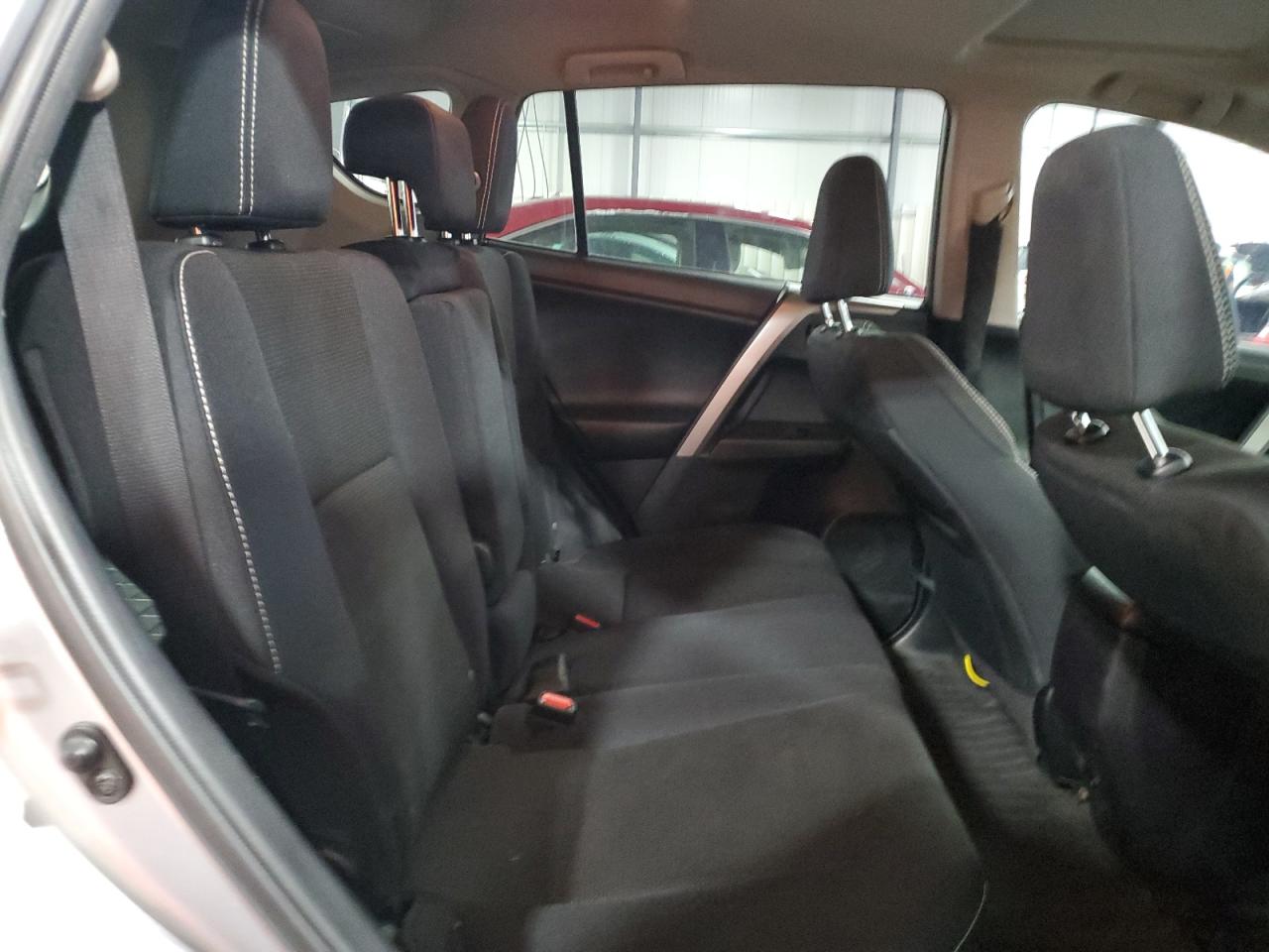 2017 Toyota Rav4 Xle VIN: 2T3RFREVXHW676106 Lot: 65081575
