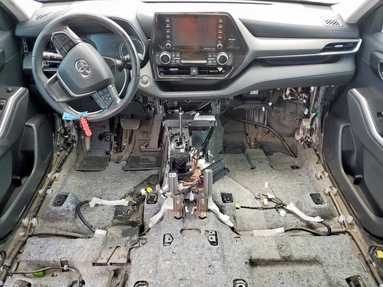 2022 Toyota Highlander Xle VIN: 5TDHZRAH2NS545025 Lot: 62601765