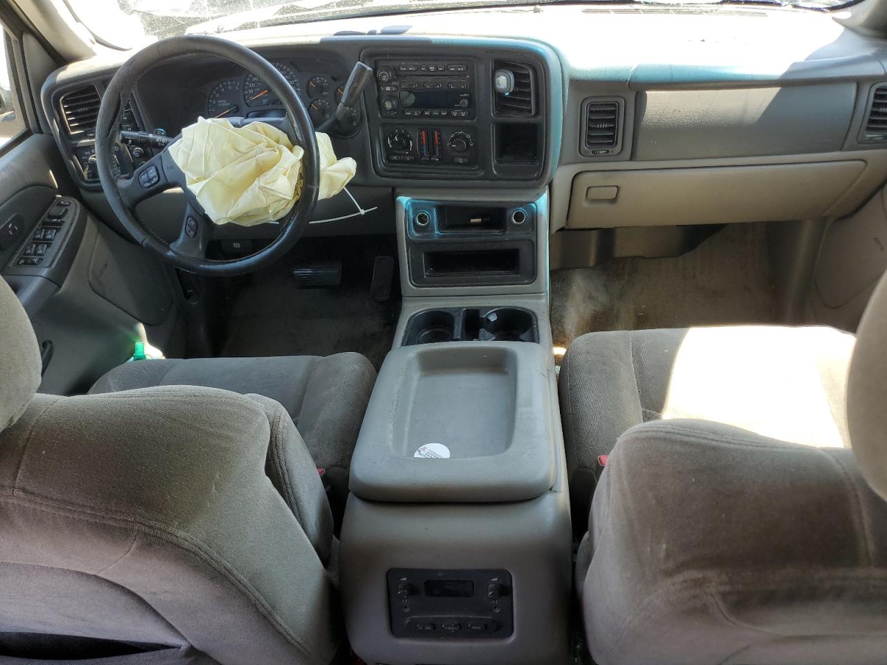 2003 Chevrolet Tahoe K1500 VIN: 1GNEK13Z43R243348 Lot: 64107665