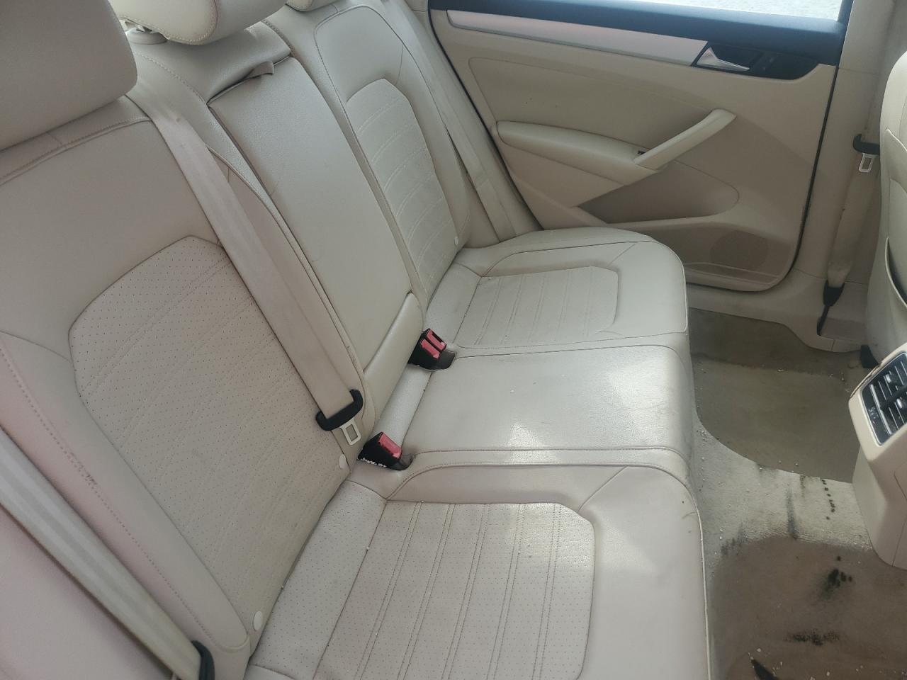 2013 Volkswagen Passat Se VIN: 1VWBM7A32DC031282 Lot: 64219315