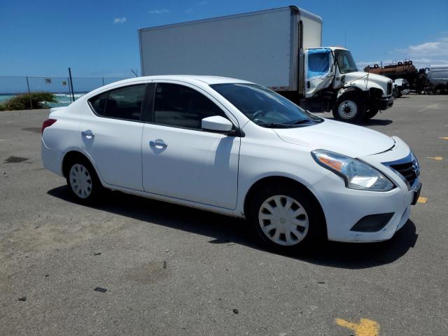  NISSAN VERSA 2019 Белы