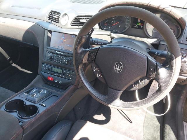2011 MASERATI GRANTURISM