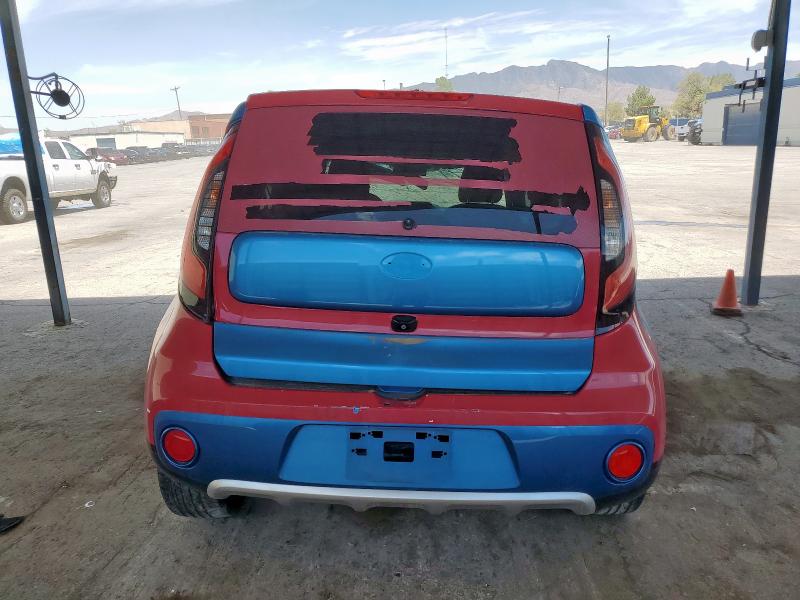  KIA SOUL 2018 Granatowy