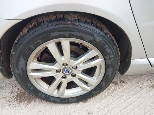 2012 VOLVO V70 SE D2