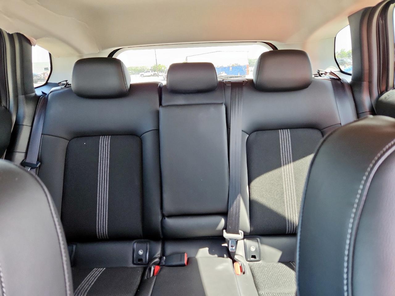 2025 Mazda Cx-50 Preferred VIN: 7MMVAABW3SN106829 Lot: 63129555