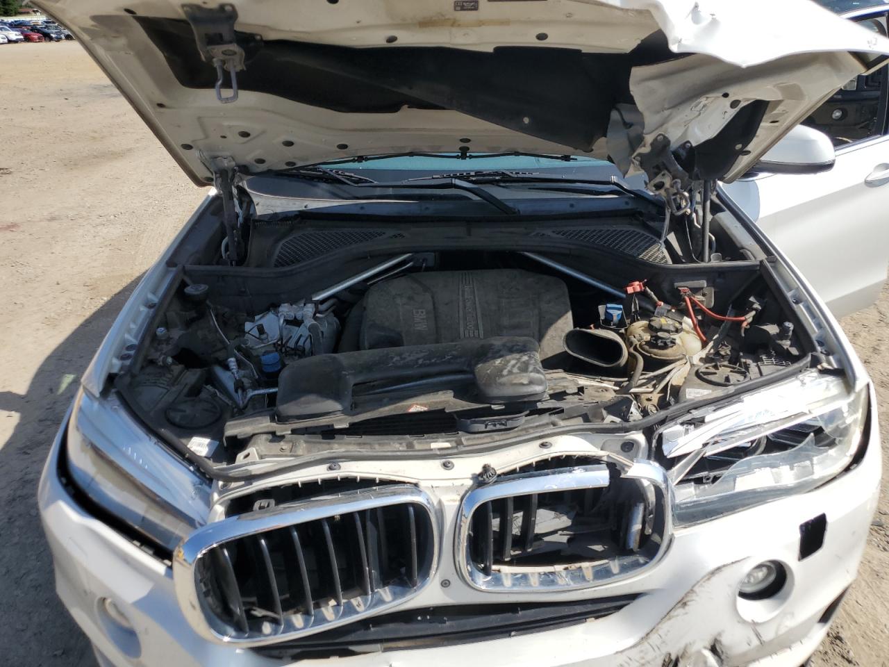 2015 BMW X5 xDrive35D VIN: 5UXKS4C51F0N11726 Lot: 64441495