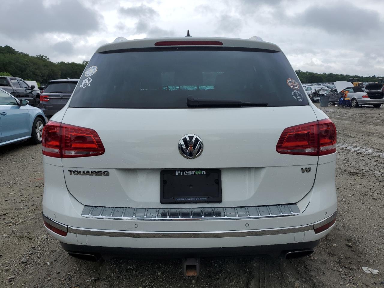 2017 Volkswagen Touareg Sport VIN: WVGEF7BP3HD001229 Lot: 63546995