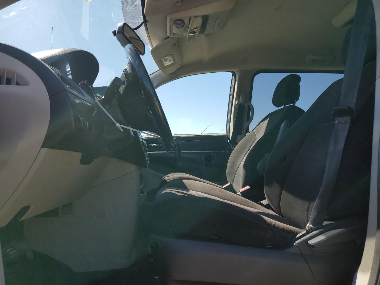 2011 Dodge Grand Caravan Express VIN: 2D4RN4DG4BR653689 Lot: 65200735