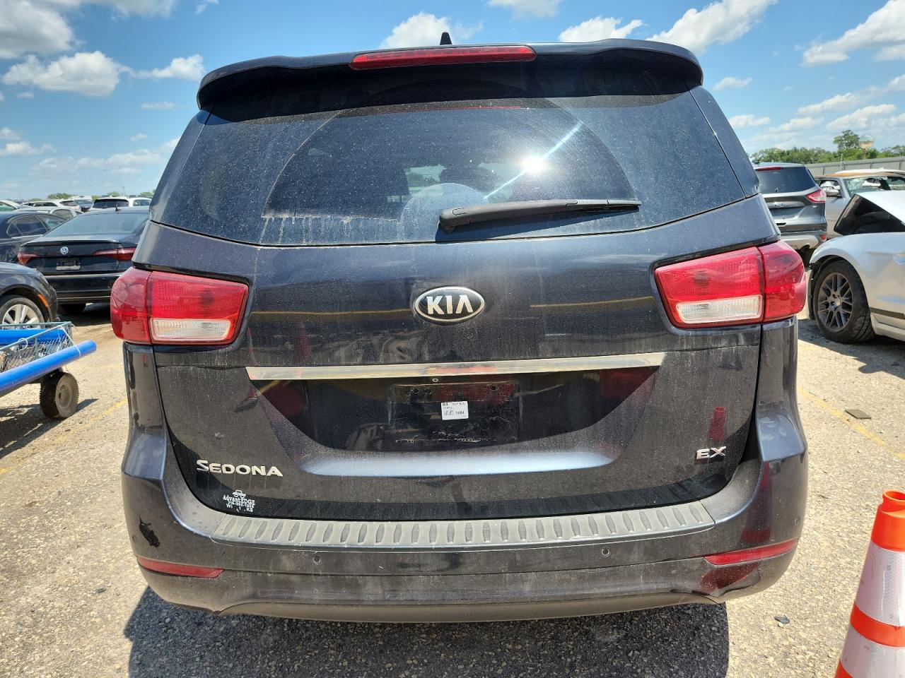 2015 Kia Sedona Ex VIN: KNDMC5C12F6028382 Lot: 64317345