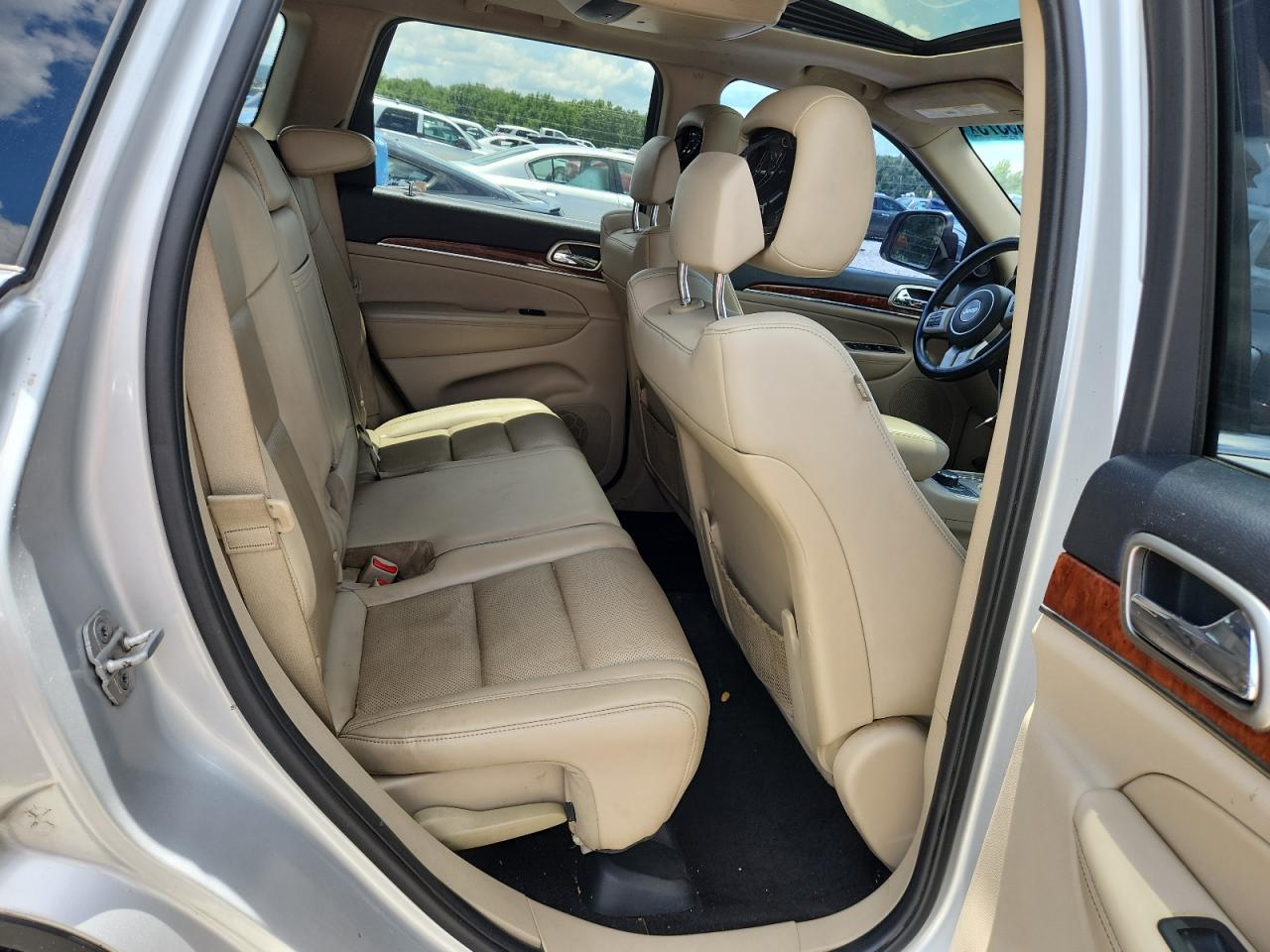 2011 Jeep Grand Cherokee Limited VIN: 1J4RR5GG2BC504980 Lot: 65365375