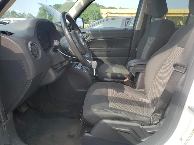  JEEP PATRIOT 2013 Белы