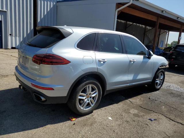  PORSCHE CAYENNE 2018 Silver