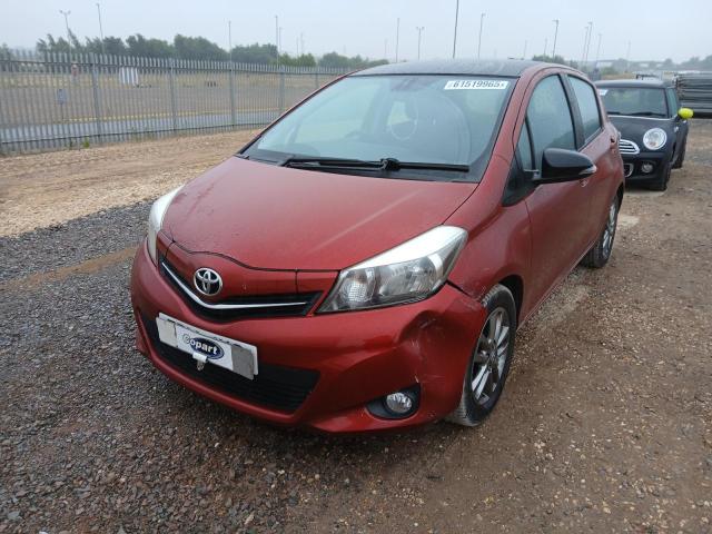 TOYOTA YARIS ICON 2014