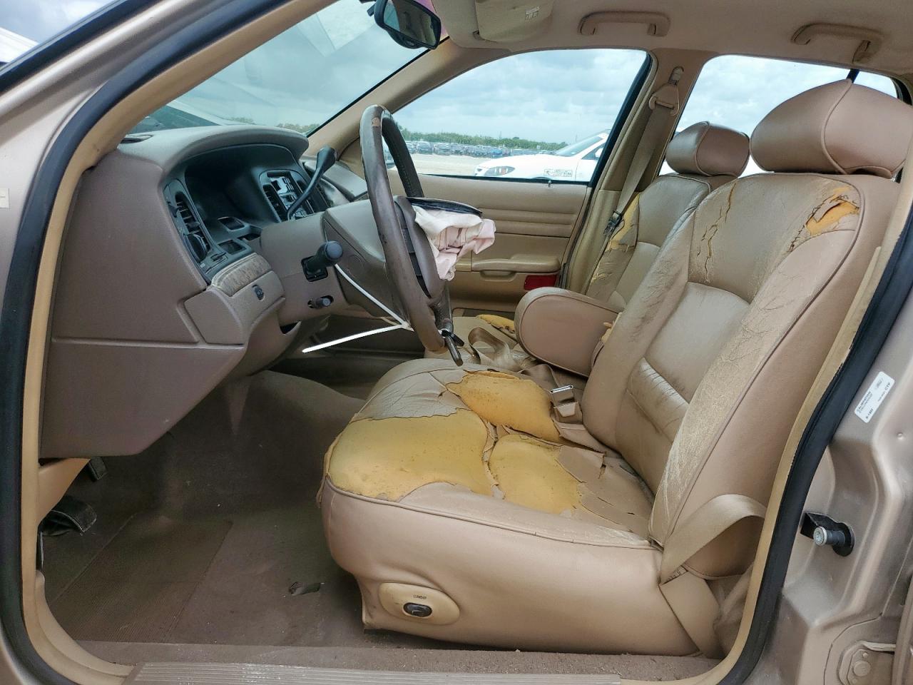 1998 Ford Crown Victoria Lx VIN: 2FAFP74W1WX119043 Lot: 63398405
