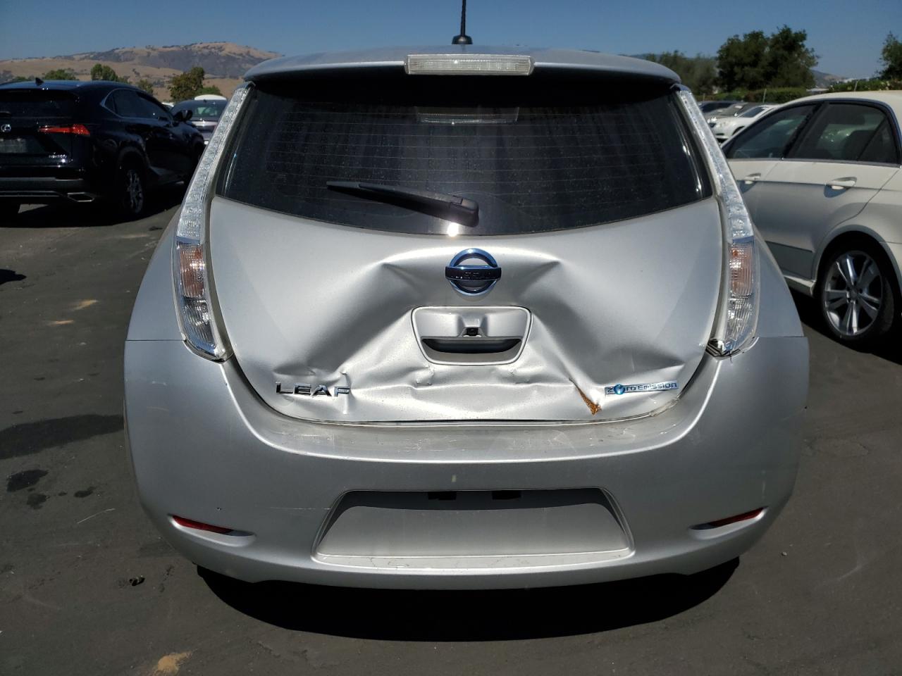 2015 Nissan Leaf S VIN: 1N4AZ0CP7FC322781 Lot: 64660905