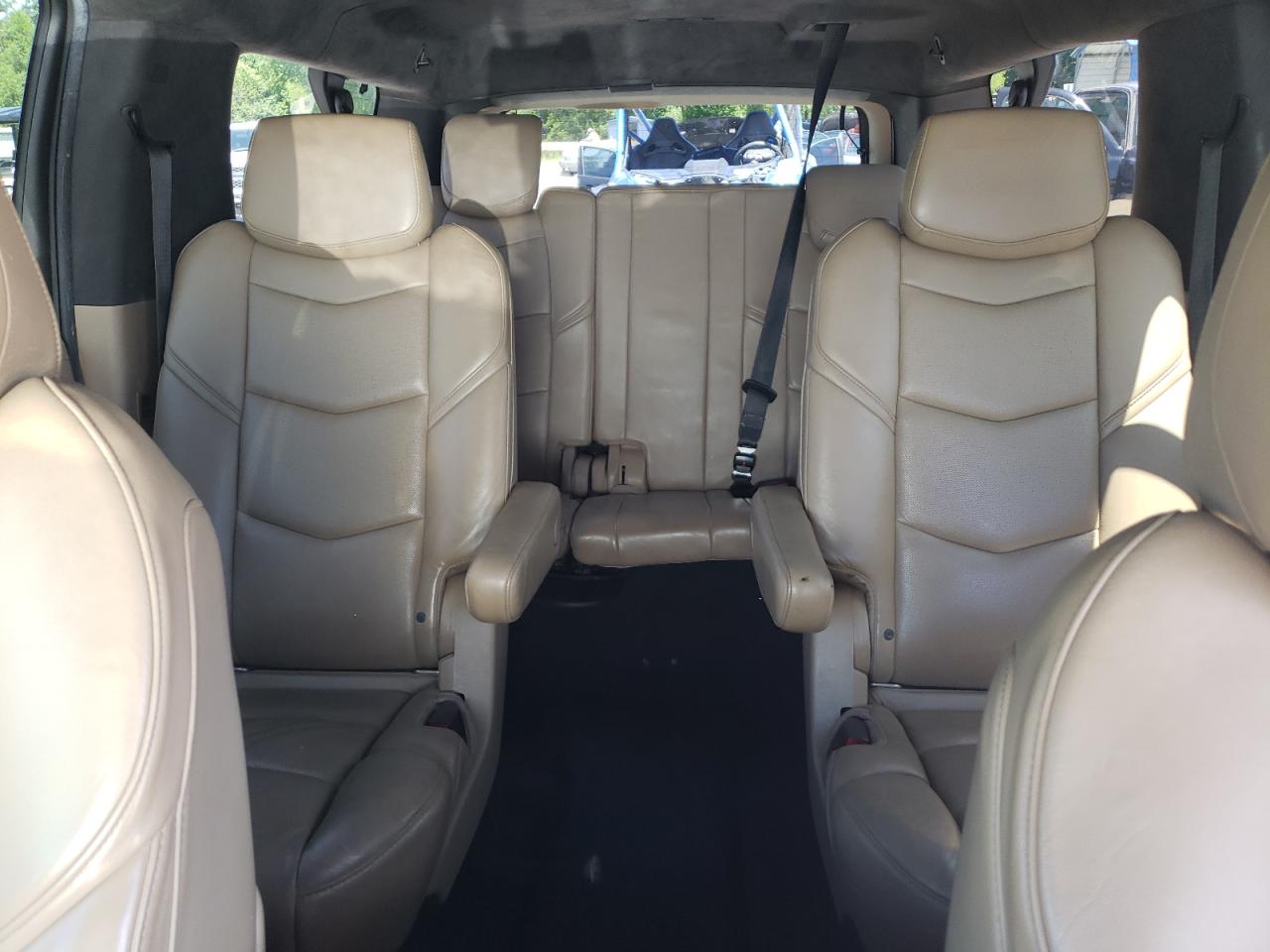 2018 Cadillac Escalade Esv Platinum VIN: 1GYS4KKJ7JR352711 Lot: 63748275
