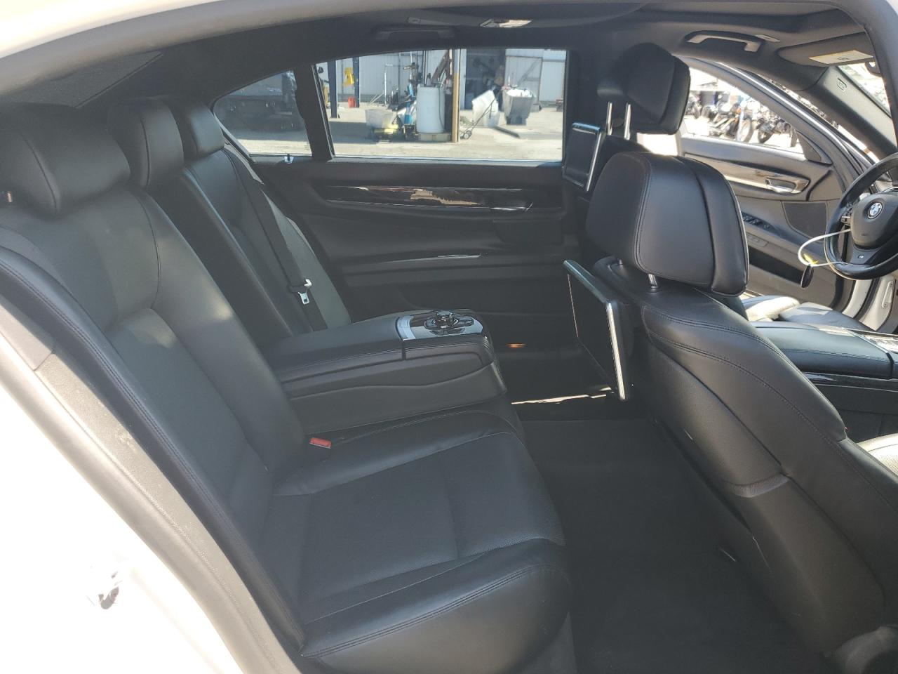 2013 BMW 750 Li VIN: WBAYE8C51DD132724 Lot: 64131685