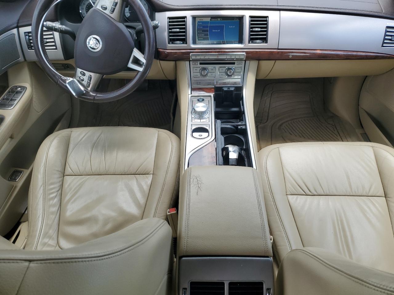 sajwa05b79hr05630 SAJWA05B79HR05630 2009 Jaguar Xf Luxury