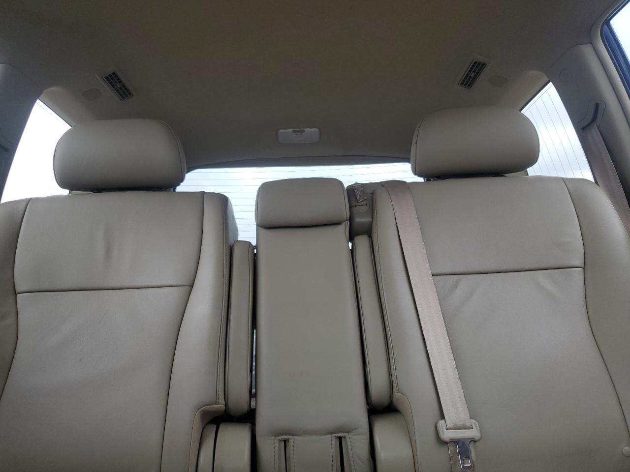 2011 Toyota Highlander Base VIN: 5TDBK3EH0BS057155 Lot: 62636375
